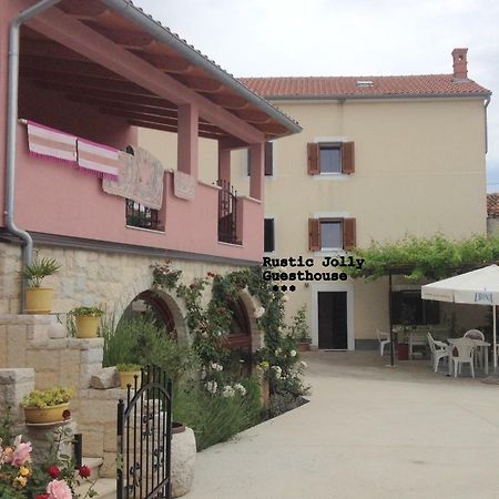 Apartment Rustic Jolly Premantura Exterior photo